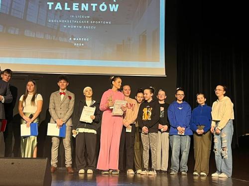 431477473 956635432558800 8395851236145719915 n