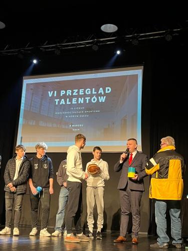 432771310 956636972558646 1648700445489495487 n