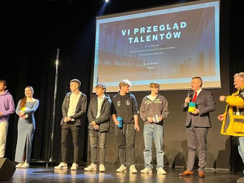 432777999 956636942558649 1924608285853678923 n