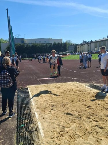 492635850 122153878112553402 1795773696462160824 n