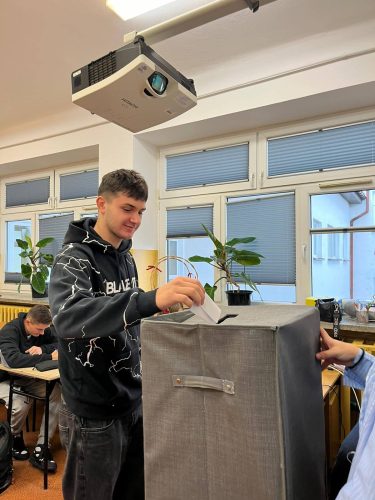 556373997 1383826416506364 1009495169349314093 n