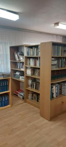 b9e23695-2a75-4528-9628-076b4a91fb1e